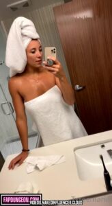 Ree Marie Blonde Busty Female Onlyfans Brown Eyes