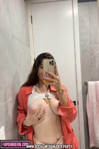 Trihunna Brown Eyes Bisexual American Girl Big Ass Next Door